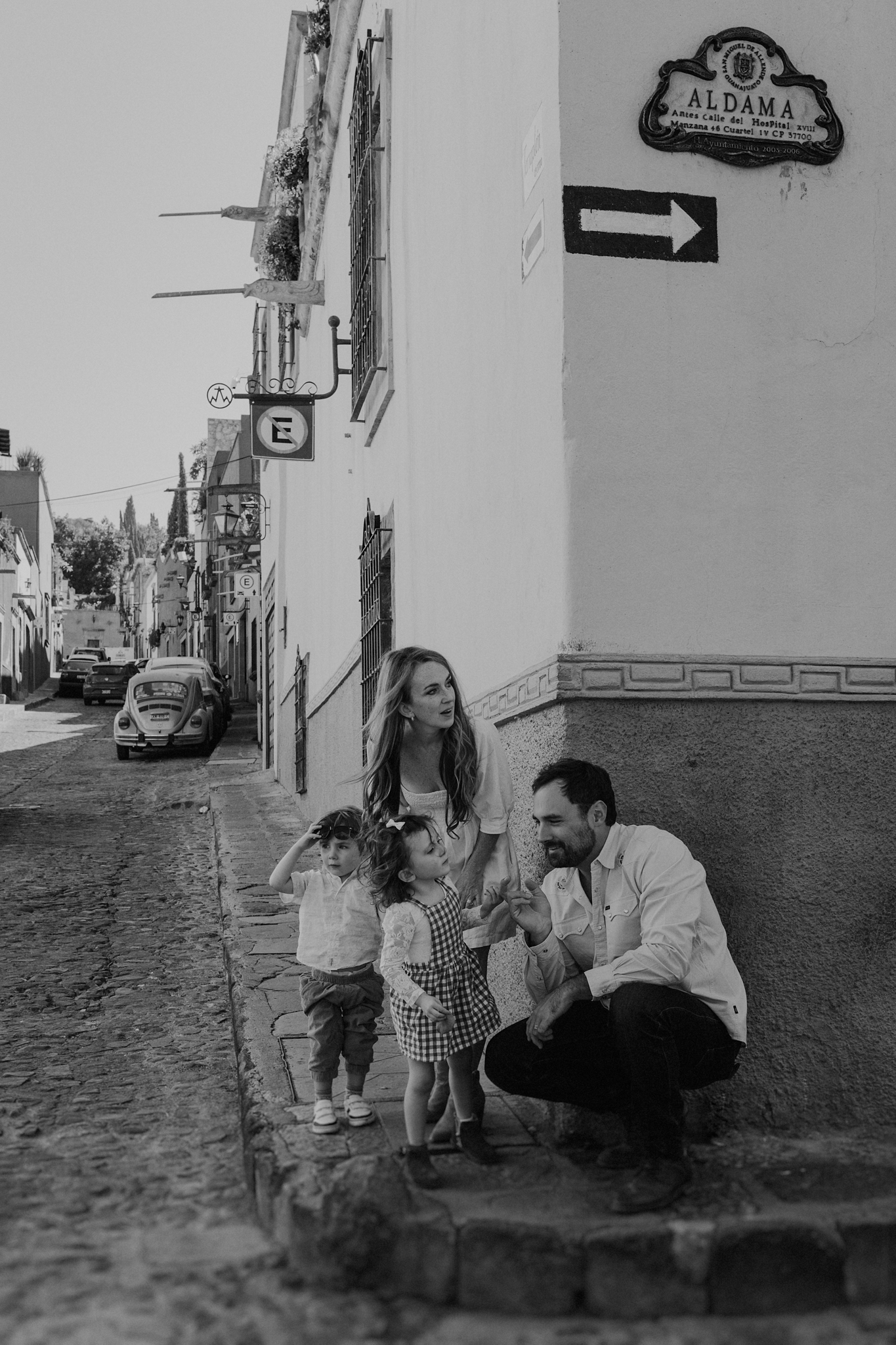 family session in san miguel de allende